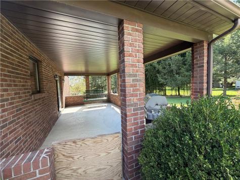 196 White Oak Drive Allegheny Township PA 15068