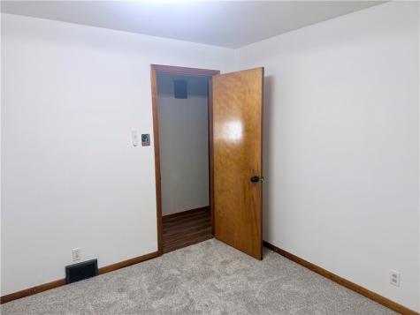 330 Butler Road Saxonburg Boro PA 16056