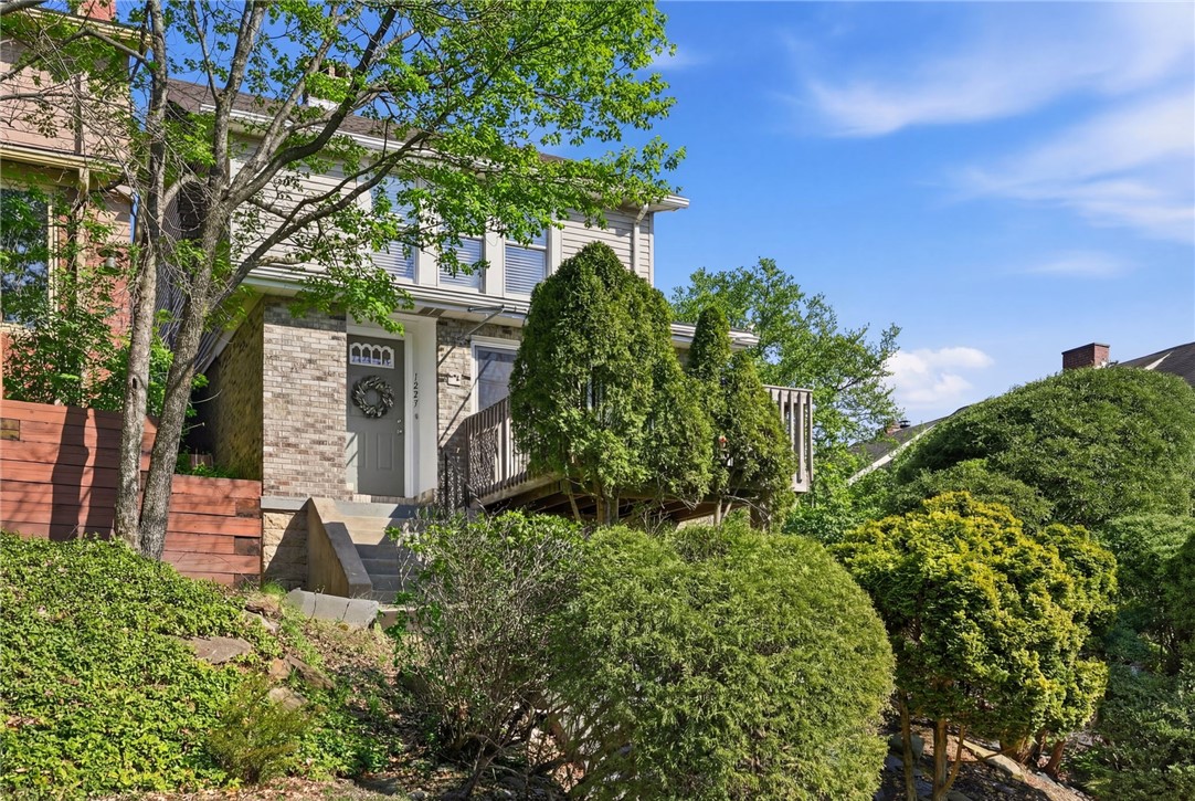 1227 Trevanion Avenue Regent Square PA 15218