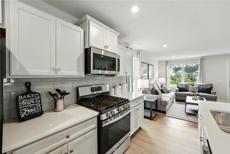 102 Bristlecone Court Buffalo Township PA 16229