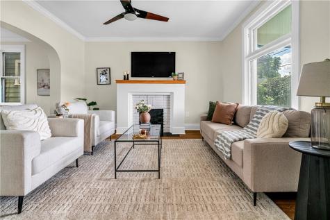 736 Market Street Bridgewater PA 15009