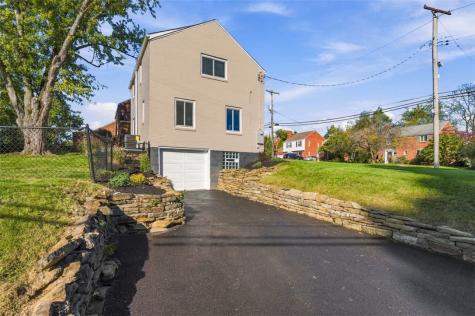 572 Crestline Drive Baldwin Township PA 15234