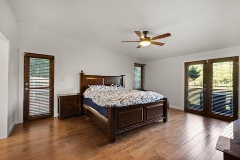 1645 Pegher Lane Franklin Park PA 15143