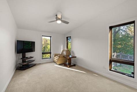 1645 Pegher Lane Franklin Park PA 15143