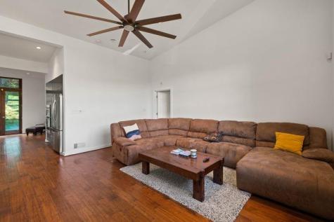 1645 Pegher Lane Franklin Park PA 15143