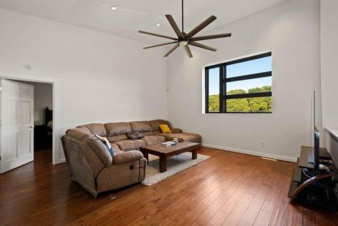 1645 Pegher Lane Franklin Park PA 15143