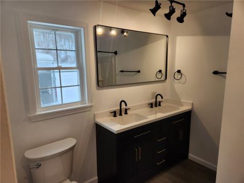 633 Bartleyville Road Hanover Township PA 15021