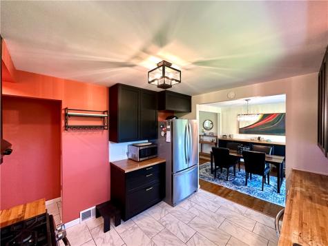 212 W Fairmont Avenue Neshannock Township PA 16105