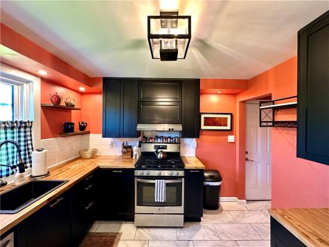 212 W Fairmont Avenue Neshannock Township PA 16105