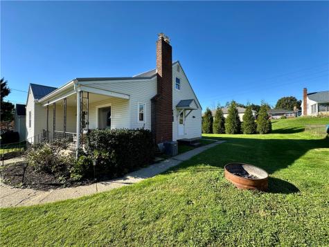 212 W Fairmont Avenue Neshannock Township PA 16105