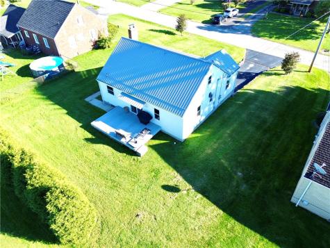 212 W Fairmont Avenue Neshannock Township PA 16105