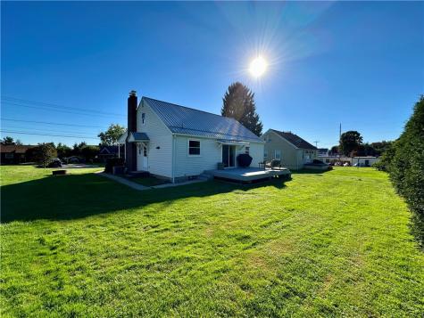 212 W Fairmont Avenue Neshannock Township PA 16105