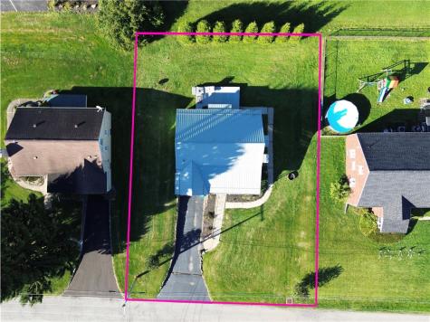 212 W Fairmont Avenue Neshannock Township PA 16105