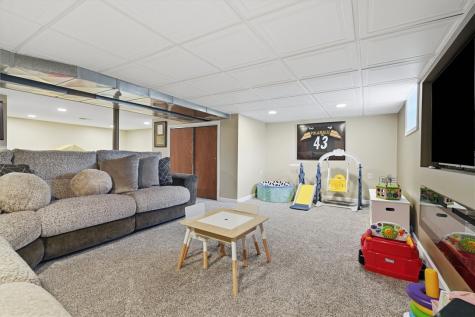 1115 Brown Street Rostraver PA 15012