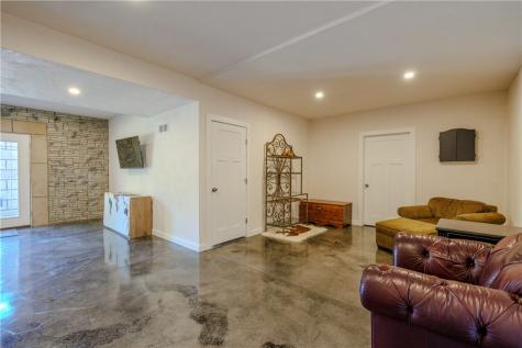 2 Nellie Avenue Charleroi Boro PA 15432