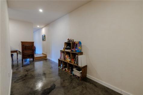 2 Nellie Avenue Charleroi Boro PA 15432