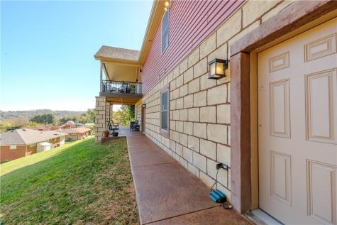 2 Nellie Avenue Charleroi Boro PA 15432