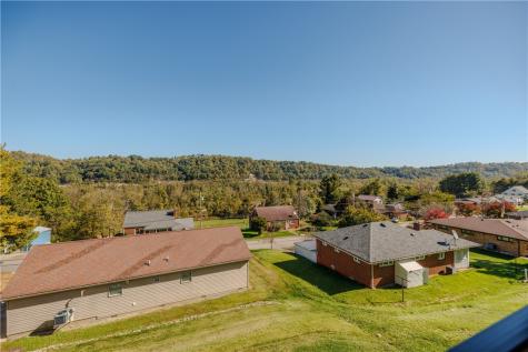 2 Nellie Avenue Charleroi Boro PA 15432