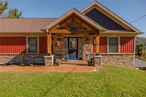 2 Nellie Avenue Charleroi Boro PA 15432