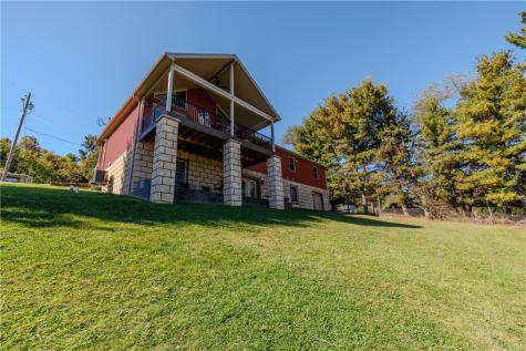 2 Nellie Avenue Charleroi Boro PA 15432