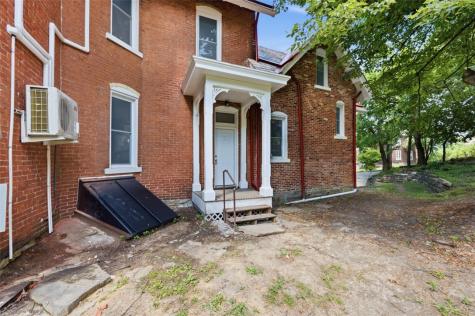 45 Hodgson Avenue Ingram PA 15205
