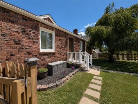3618 Manuel Street Summer Hill PA 15214
