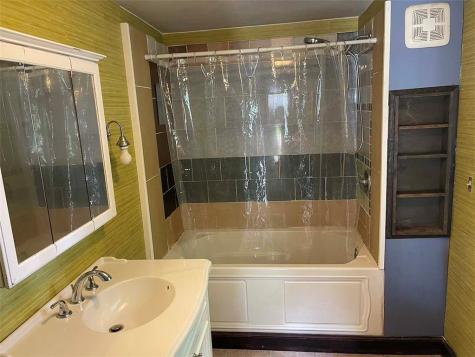 306 Clear Street Greensboro PA 15338