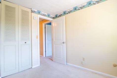 17 Wheatfield Drive Cranberry Township PA 16066