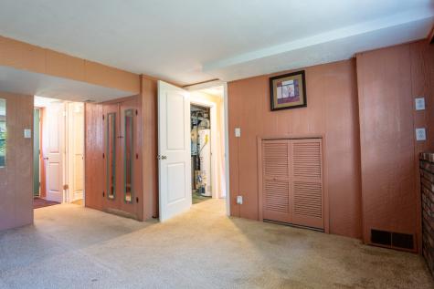 17 Wheatfield Drive Cranberry Township PA 16066