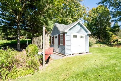17 Wheatfield Drive Cranberry Township PA 16066