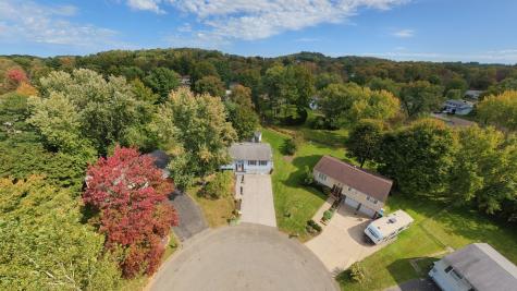 17 Wheatfield Drive Cranberry Township PA 16066