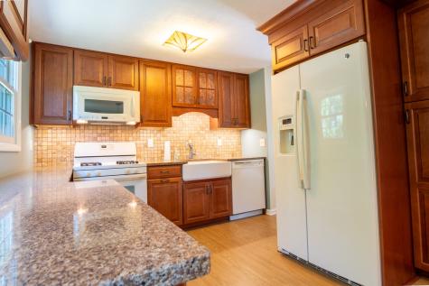 17 Wheatfield Drive Cranberry Township PA 16066