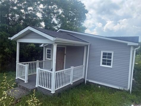 105 Penn Avenue Bentleyville PA 15314