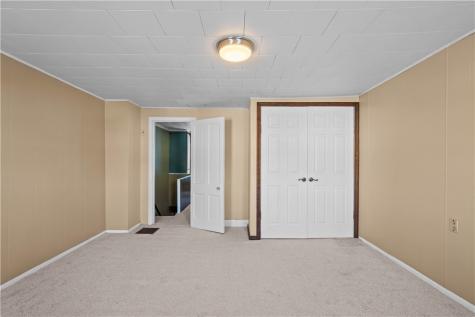 606 6th Avenue Ford City Boro PA 16226