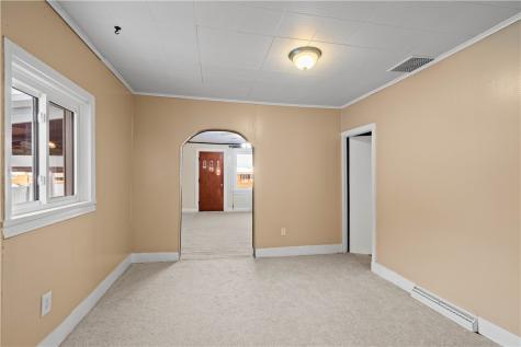 606 6th Avenue Ford City Boro PA 16226