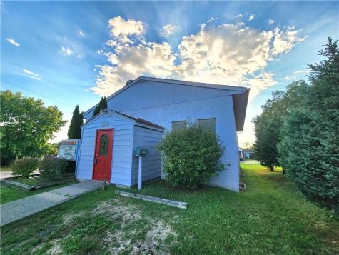1512 Jackson Avenue New Castle PA 16101