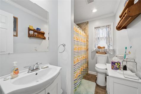 605 W Grant Street Houston PA 15342