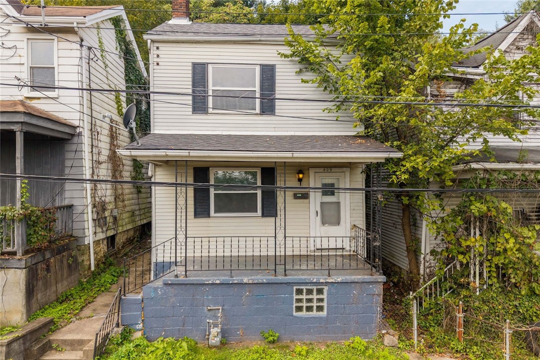 429 Alexander Street Mckees Rocks PA 15136