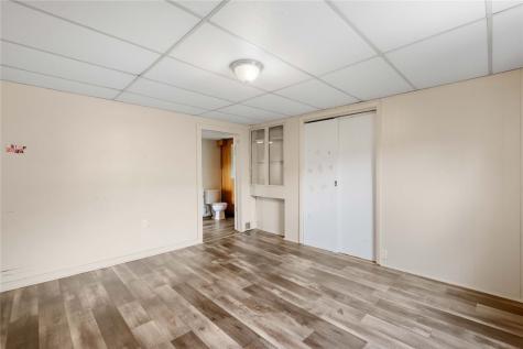 429 Alexander Street Mckees Rocks PA 15136