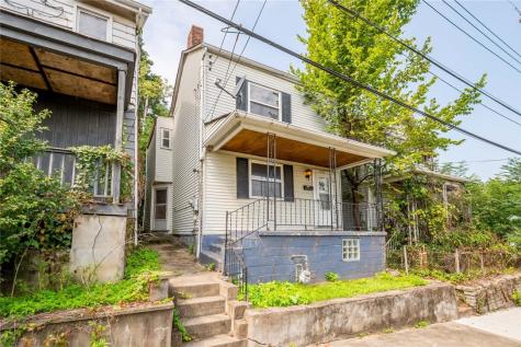 429 Alexander Street Mckees Rocks PA 15136