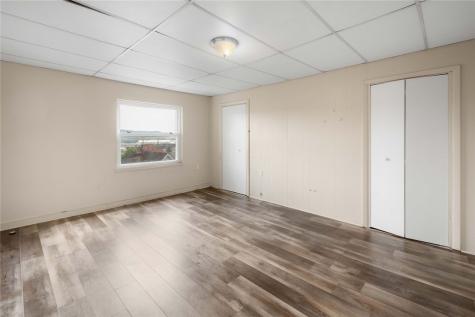 429 Alexander Street Mckees Rocks PA 15136
