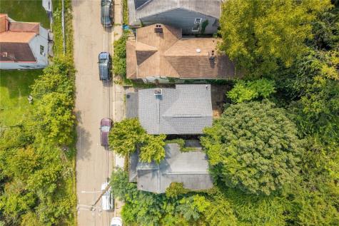 429 Alexander Street Mckees Rocks PA 15136