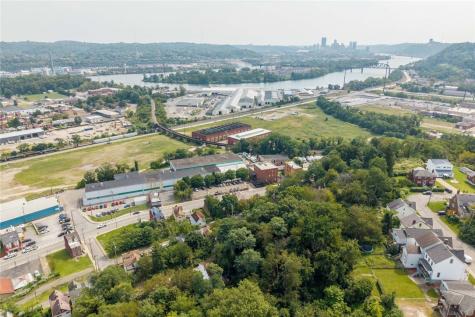 429 Alexander Street Mckees Rocks PA 15136