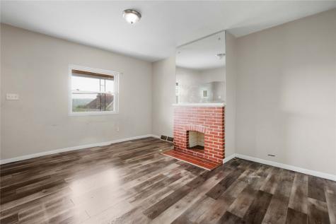 429 Alexander Street Mckees Rocks PA 15136