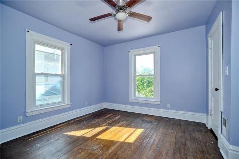 5 Wabash Avenue Mt Pleasant Township PA 15340