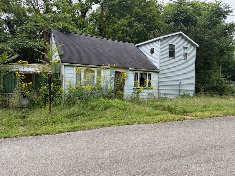 202 Clark Saltsburg Area PA 15681