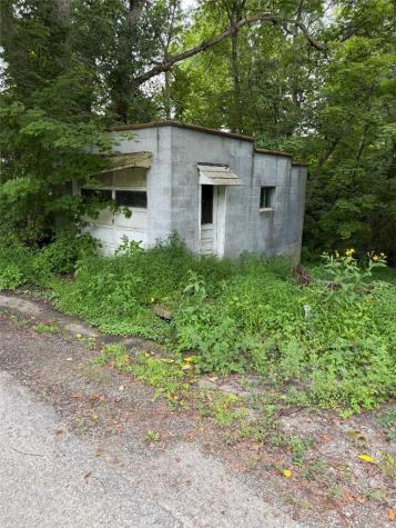 202 Clark Saltsburg Area PA 15681