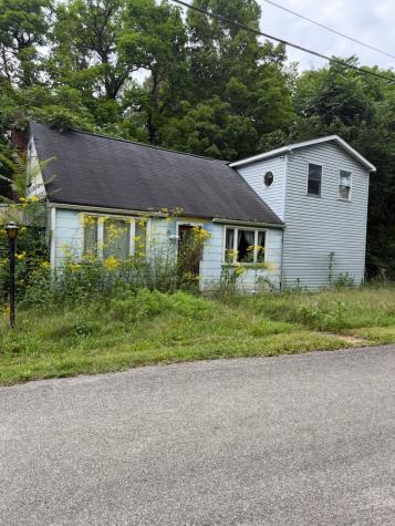 202 Clark Saltsburg Area PA 15681