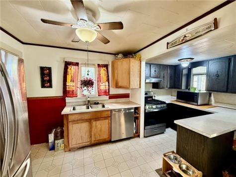 223 N Elm Street City Of But Ne PA 16001
