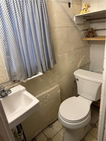 223 N Elm Street City Of But Ne PA 16001